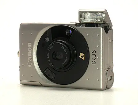 canon ixus