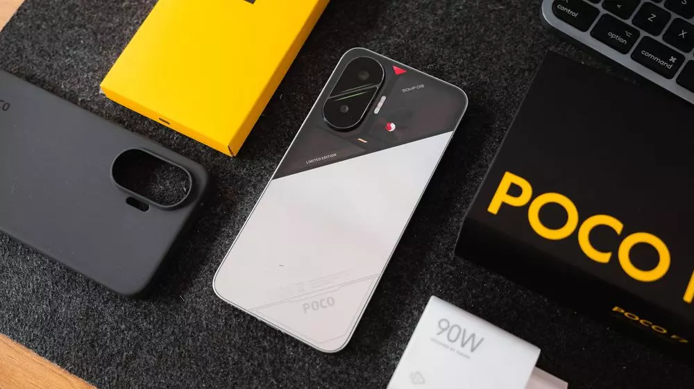 poco f7