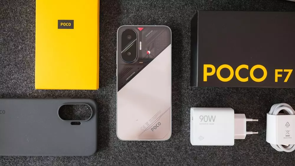 poco f7