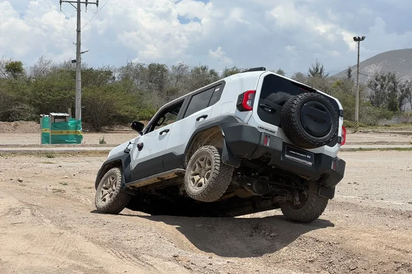 totyota land cruiser