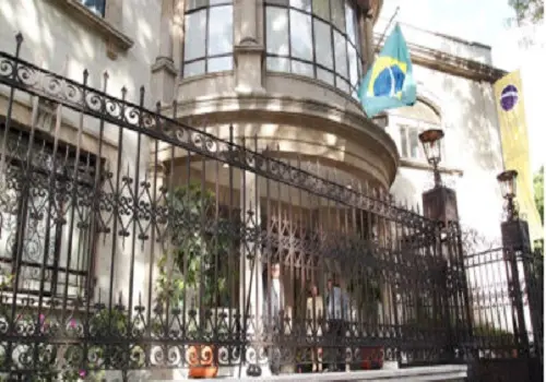 embajada brasil
