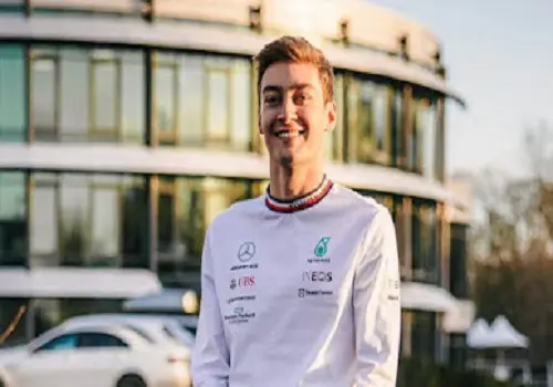 george russell equipo mercedes